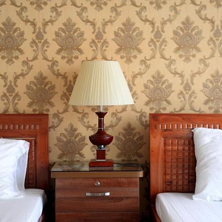 Ahoj Guest House Ха Лонг Екстериор снимка